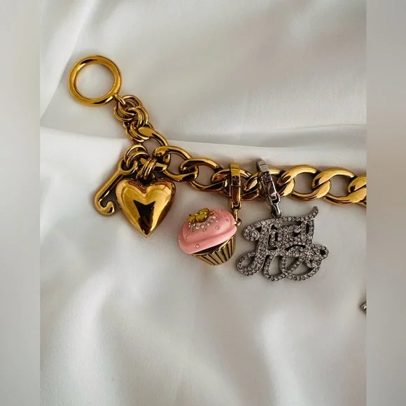 Juicy Couture Vintage  Gold Bracelet with charms - Picture 6 of 16